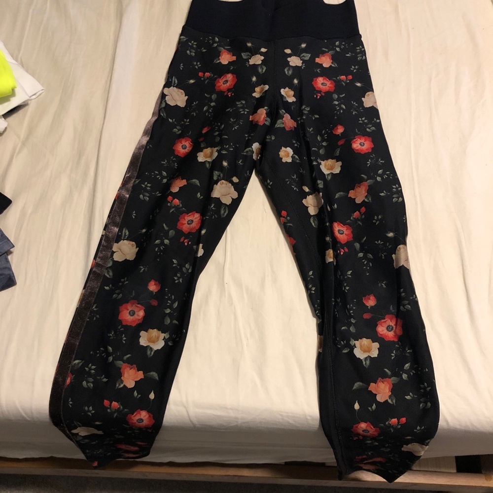 Ultracor floral leggings